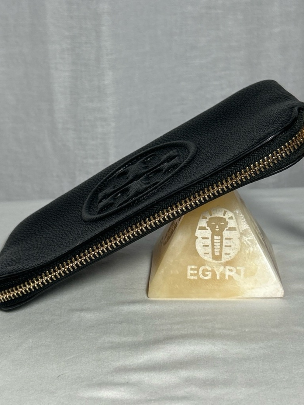 Tory Burch Black Pebbled Leather Logo Wristlet Pouch - Picture 6 of 6